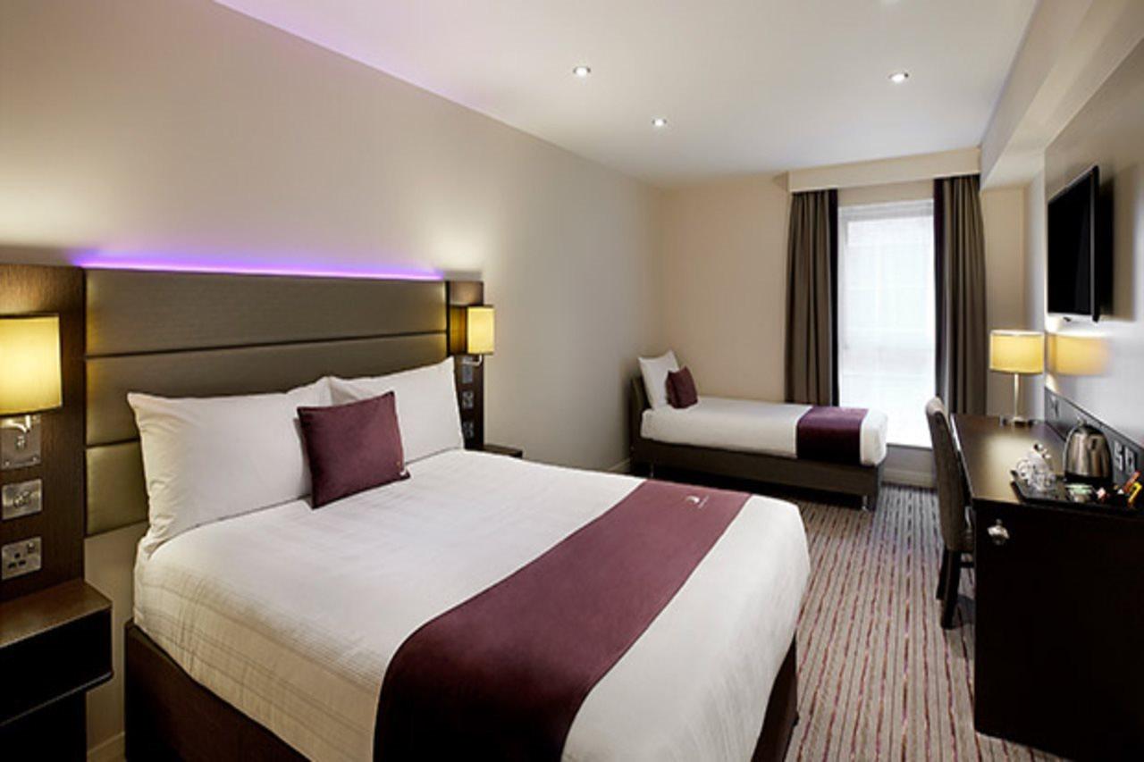 Premier Inn Manchester - Heaton Park Exterior foto